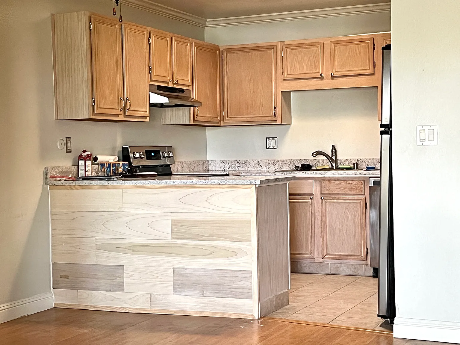 2 bed, 944 sqft, $2,950 — Photo 3