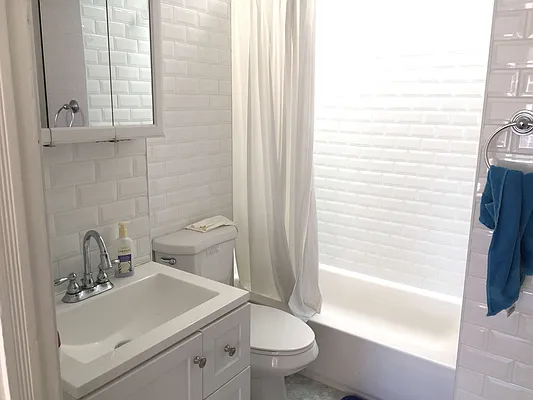 Rented by GPA Realty | media 4