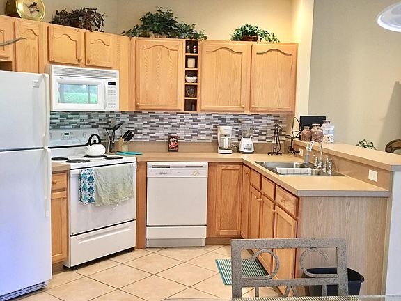 3rd image of 8368 Mulligan Cir #1812