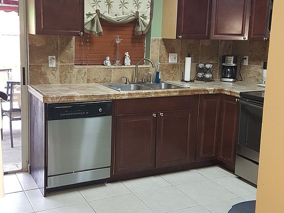 4th image of 6100 SW 130th Ave #0000