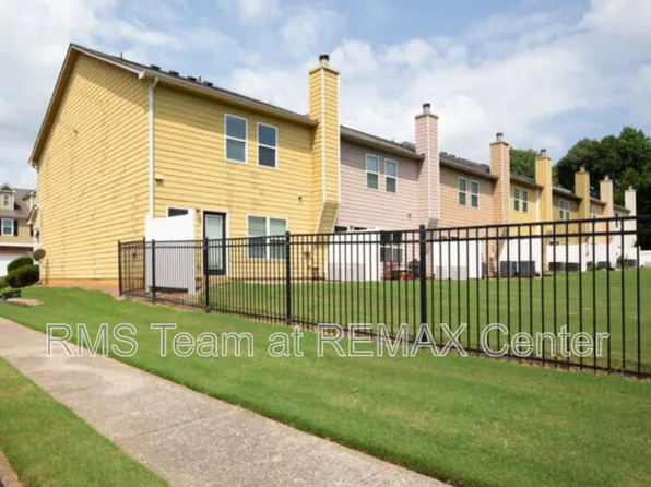 45 Providence Oak Ct, Lawrenceville, GA 30045