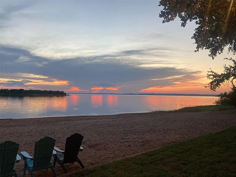 5100 FM 690 — Photo 3