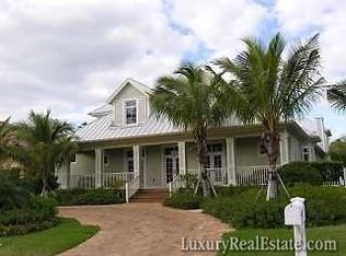95 10th Ave S, Naples, FL 34102