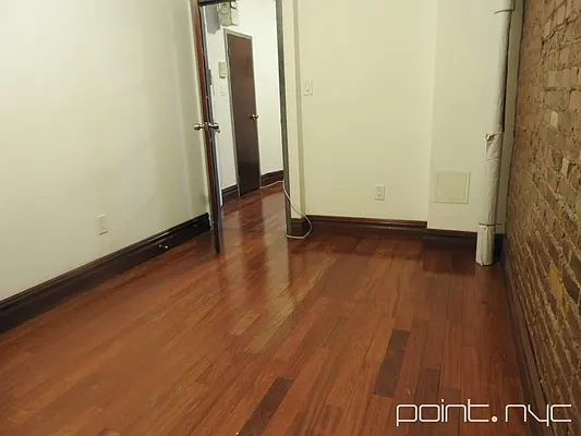 Rented by Point NYC | media 36