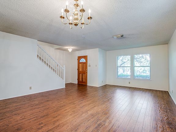 4th image of 11307 Redlands Park Dr