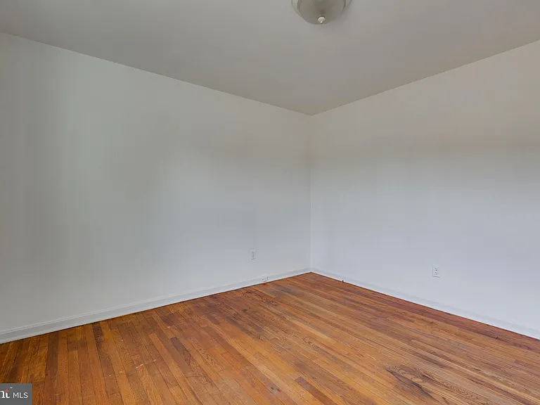 4297 Lunceford Ln — Photo 18