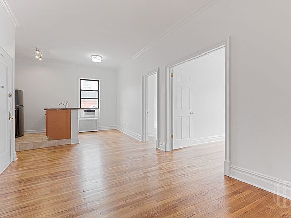 2nd image of 300 E 76th St APT D2