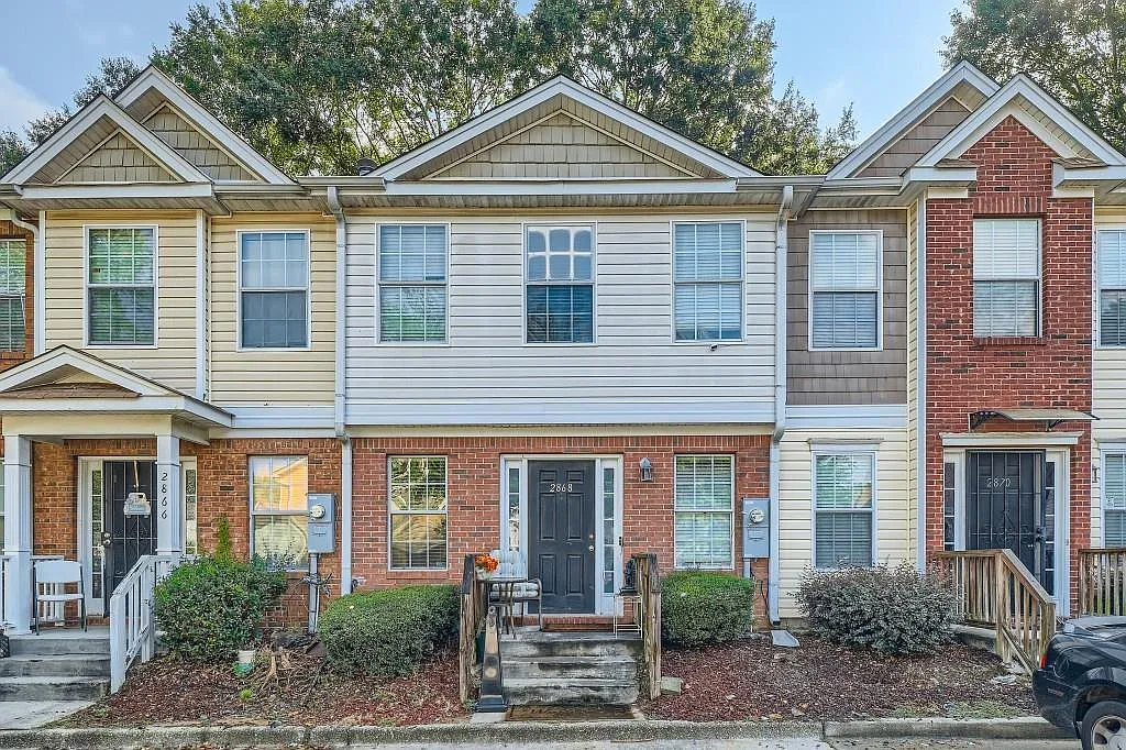 2 bed, 2.5 bath, 1528 sqft, $1,499 — Photo 1