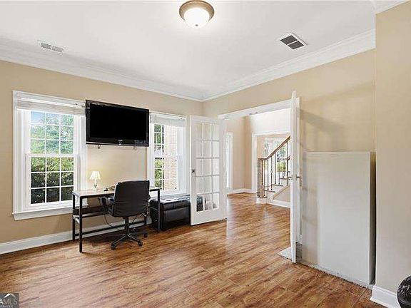 3rd image of 2314 Kennesaw Oaks Trl NW