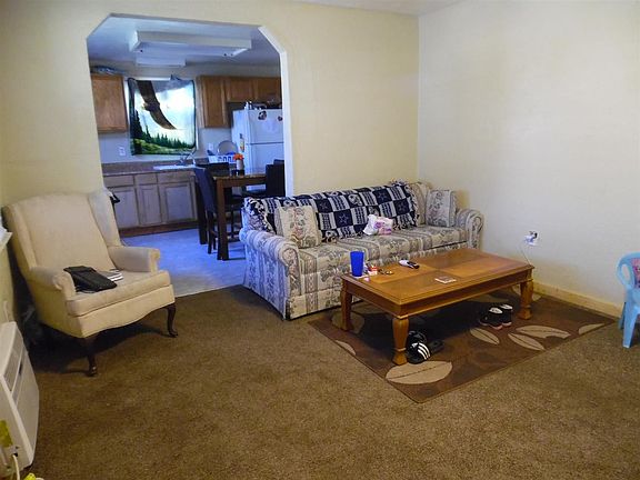4th image of 204 E Pillow St