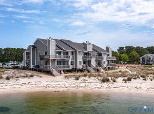 161 Beach Cove Dr, White Stone, VA 22578