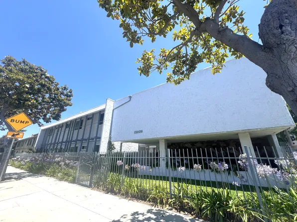 Doty, 12926 Doty Ave APT 20, Hawthorne, CA 90250