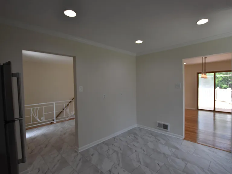 4015 Heathfield Rd — Photo 9