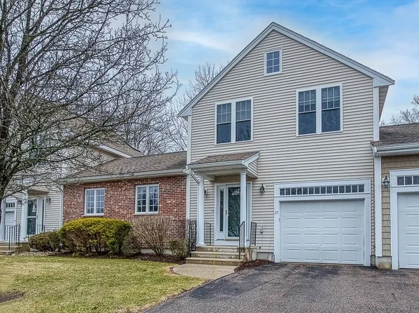 25 Delcor Dr Unit 25, Walpole, MA 02081