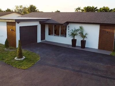 8911 NW 7th Ct, Hollywood, FL, 33024