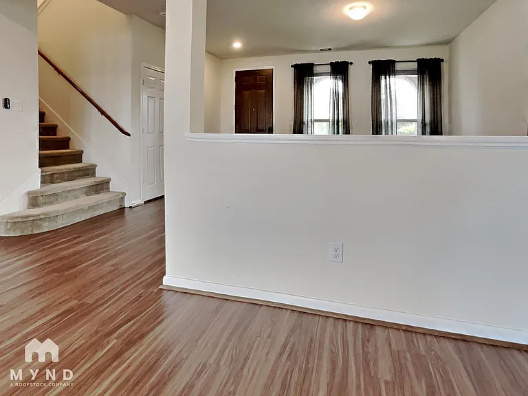 1706 Claire Creek Ct — Photo 4