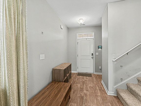 4th image of 219 Rubles Ln