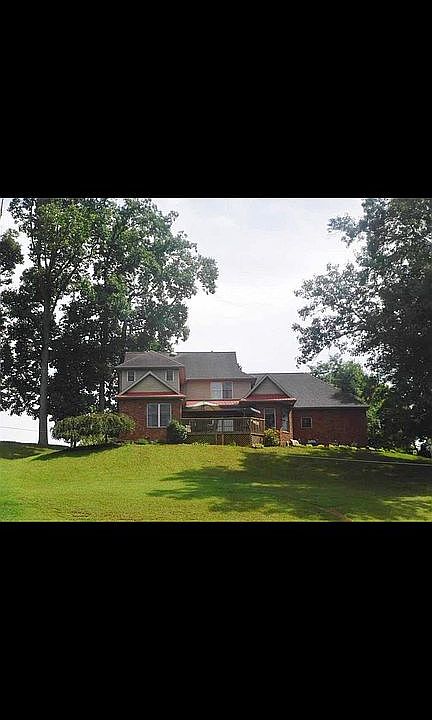 1st image of 333 Valley Lake Dr