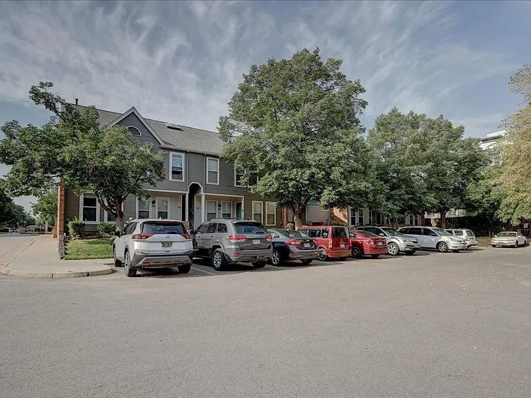 1201 Galapago St #110 — Photo 1
