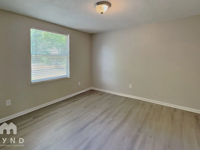 12212 Woodside Falls Rd — Photo 13
