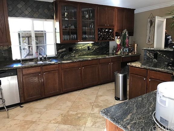 4th image of 13745 Redlands Blvd