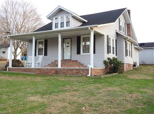 211 N Main St, Jonesville, NC 28642