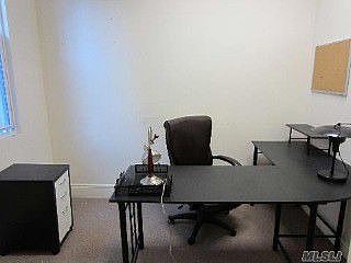 3rd image of 4216 Astoria Blvd