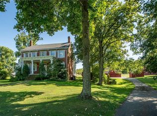 43 1st St, Taylorstown, PA 15312