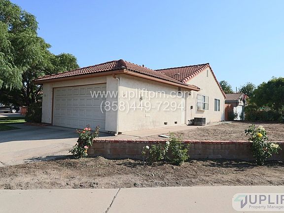 2nd image of 515 La Haina Pl