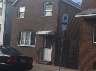 301 Walnut St, Newark, NJ 07105