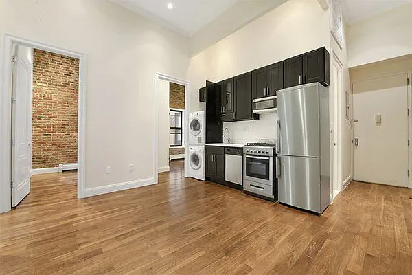 Rented by OGI Management | media 18
