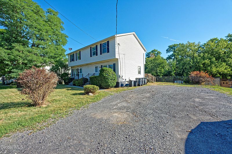 3rd image of 412-414 Vley Road