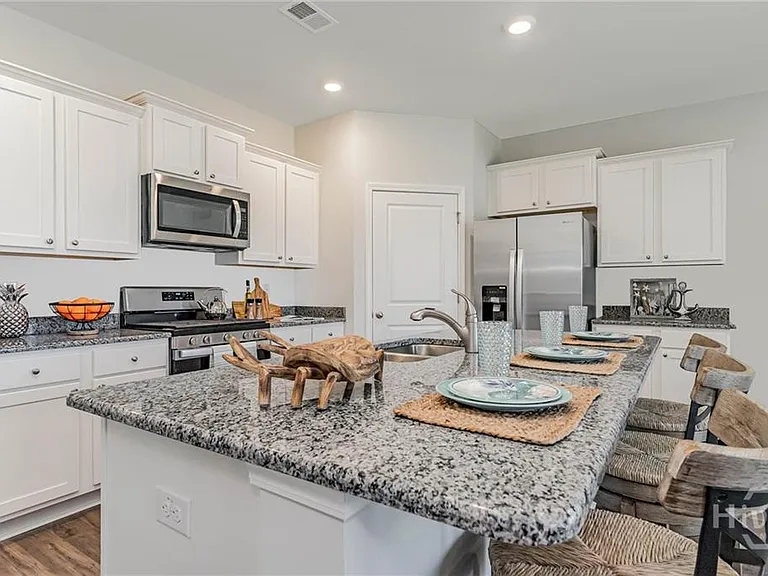 488 Coconut Dr — Photo 6