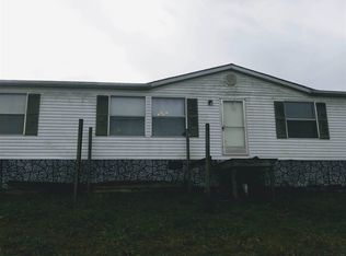 106 Mountain Meadow Dr, Cosby, TN 37722