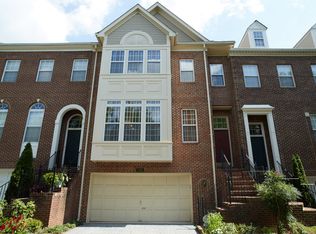 208 Halpine Walk Ct, Rockville, MD 20851