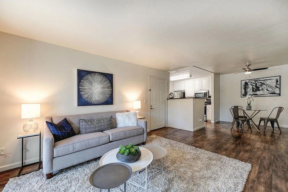 Salishan Apartments — Photo 1