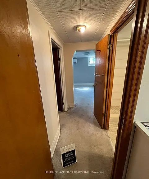 11 Hutton Ave #BASEMENT — Photo 2