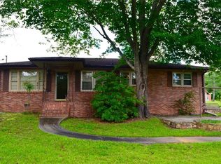 201 Massingill Rd, Pickens, SC 29671