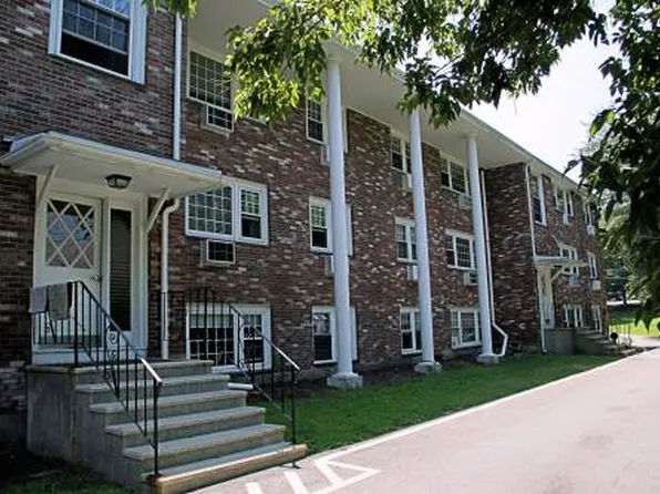 365 Washington St APT 14, Norwood, MA 02062