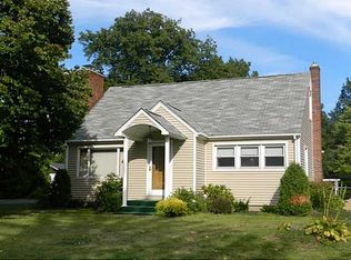 3154 State Rd, New Castle, PA 16105