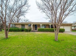 2701 Spruce Park Dr, Richland Hills, TX 76118