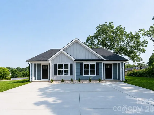 415-417 F Ave SE, Hickory, NC 28602