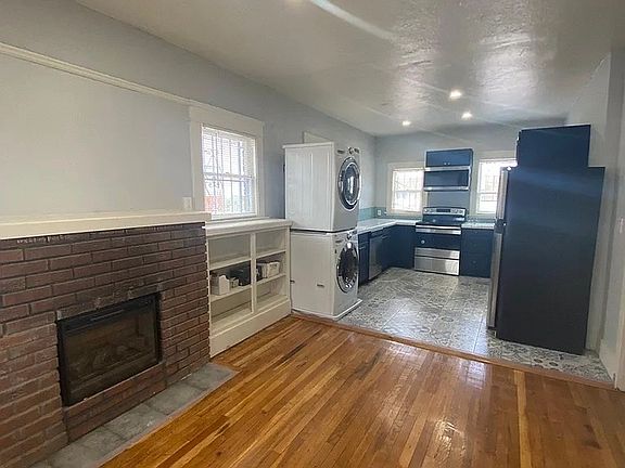 5th image of 322 N Cherry Ave