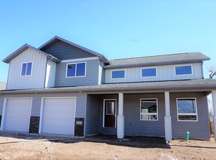 2912 Olive Grove Ct, Rapid City, SD 57703