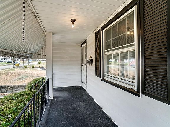 2nd image of 5572 Biscayne Ave