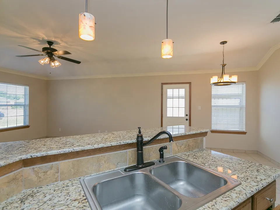 16141 Rolling Meadows Dr