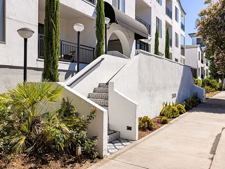 The Plaza at Canoga Park — Photo 27