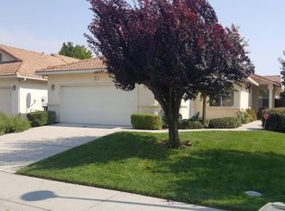 41 Aruba Cir, Sacramento, CA 95823