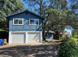 433 E Oakside Dr, Sonora, CA 95370