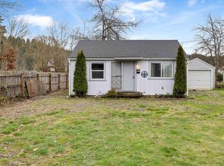 953 Grape St, Sweet Home, OR 97386